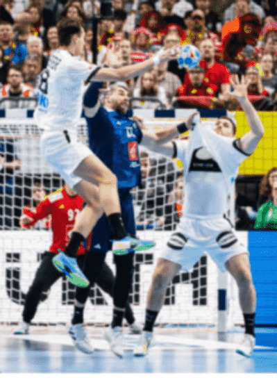 FOOTBALL MATCH PLAYING AND WATCH ON IPTV